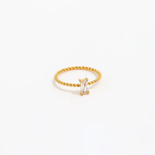 SOLITAIRE Ring