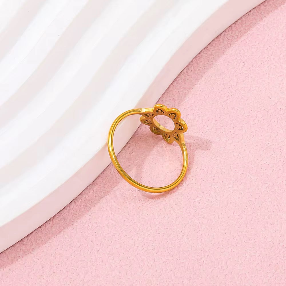 FLOWER Ring