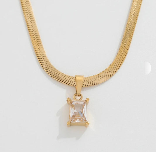 SOLITAIRE Halskette (transparent)