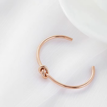 NOÉA Knot Armreifen